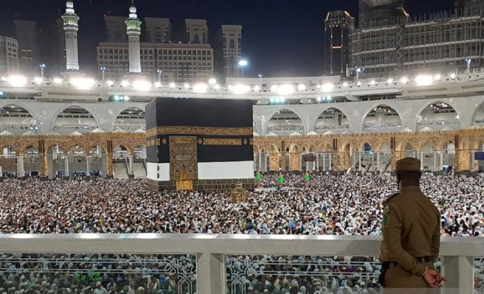 kepadatan masjidil haram 070723 wpa 2.jpg