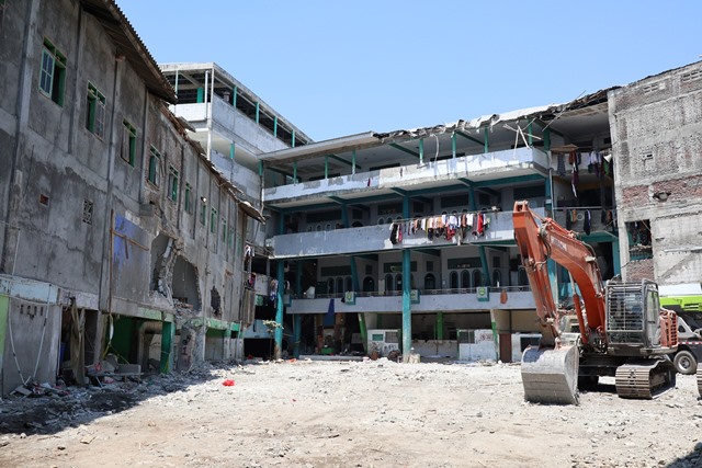 095753a125f48e74e427deb4dfaba360 gambar