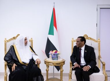 sudanese prime minister receives the secretary general of the mwl