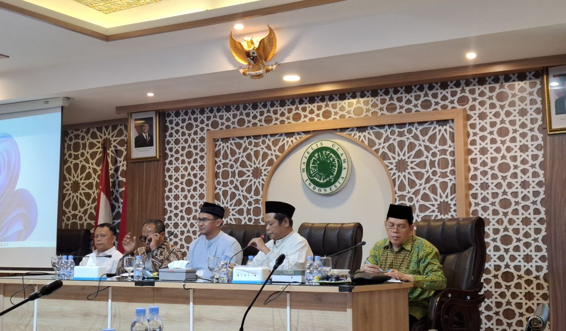 f91763a54860cb9222b541dc4b0cee9c gambar